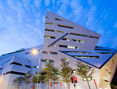 香港浸會大學 | 全球首個中英雙語創(chuàng)意寫作碩士課程！4月截止申請